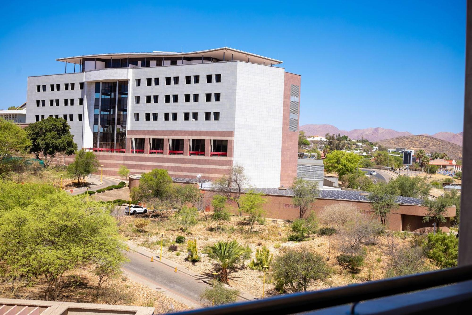 Urban Oasis Apartments At Freedom Plaza Windhoek Exterior photo